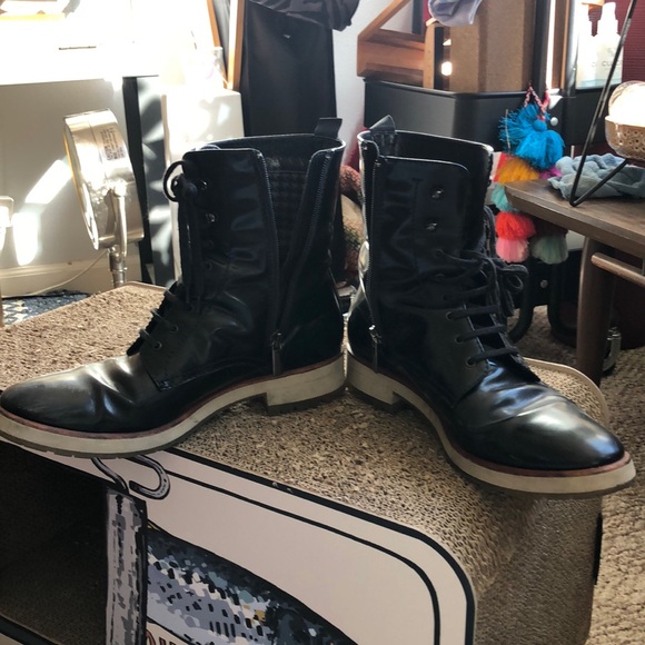 Aquatalia by Marvin k navy combat boots with zip - Picture 7 of 7